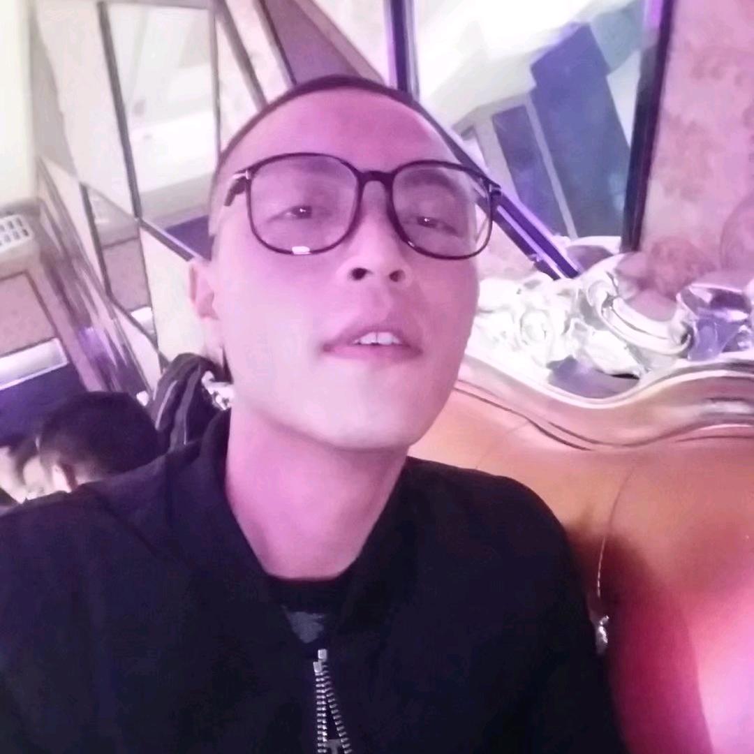 亲，保持微笑