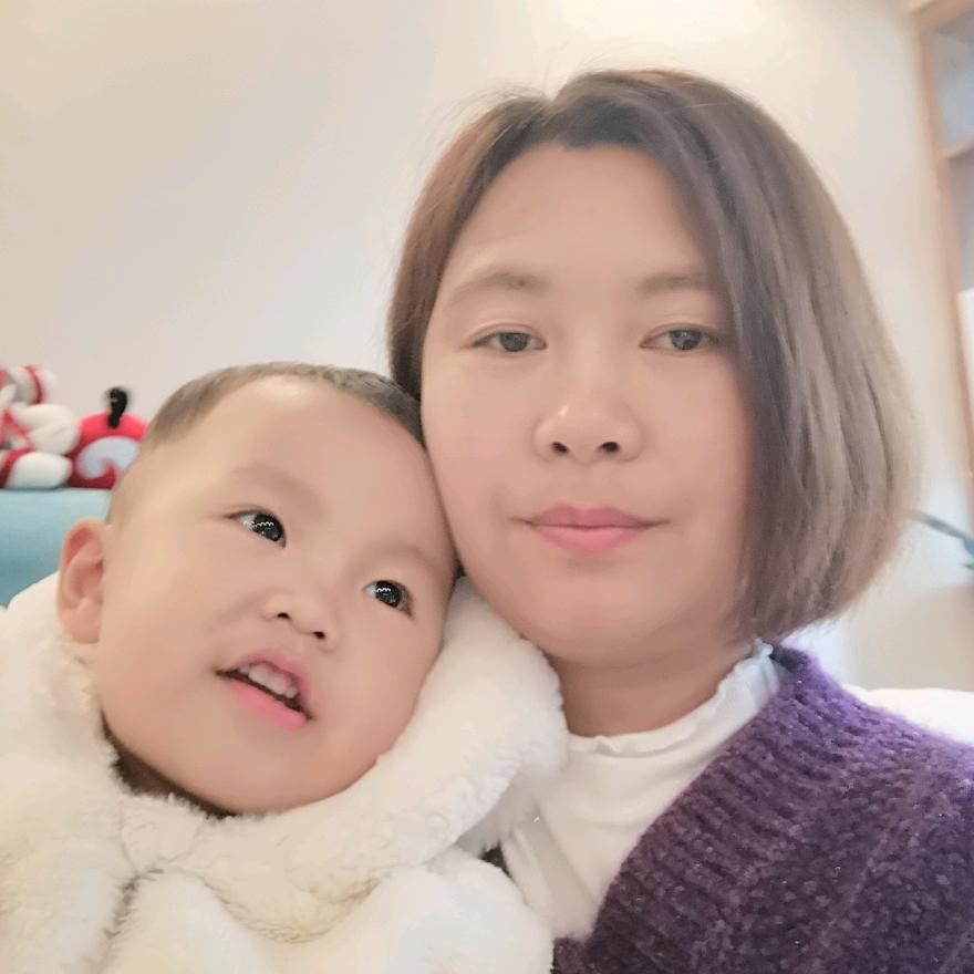 奥琪的妈