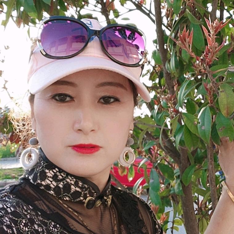 红袖服饰