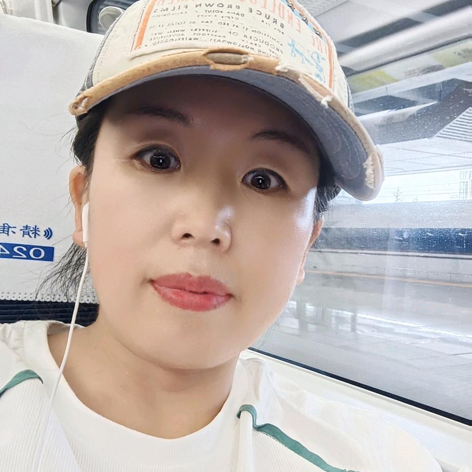 乌云托月