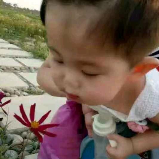 快乐每一天（阎良新世纪步行街檬芽女装）