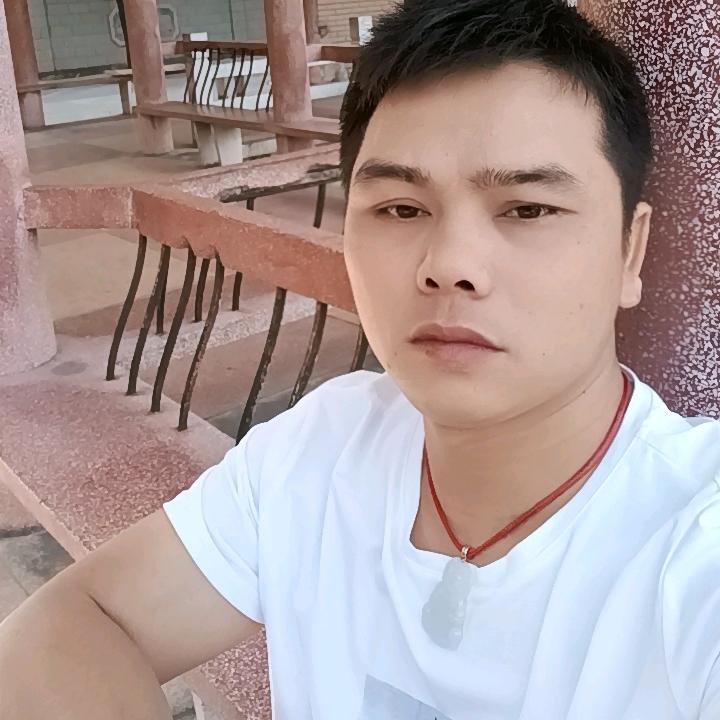 暴雨风起