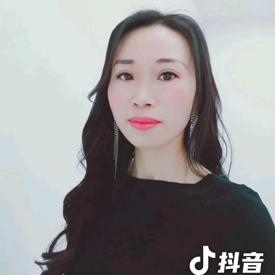 心蕊美业荣荣