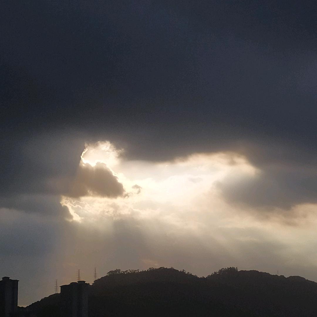 苦然