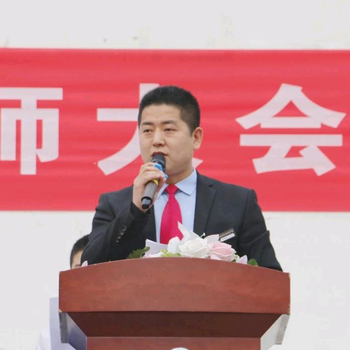 临汾汉德高中张校长（高考小班）
