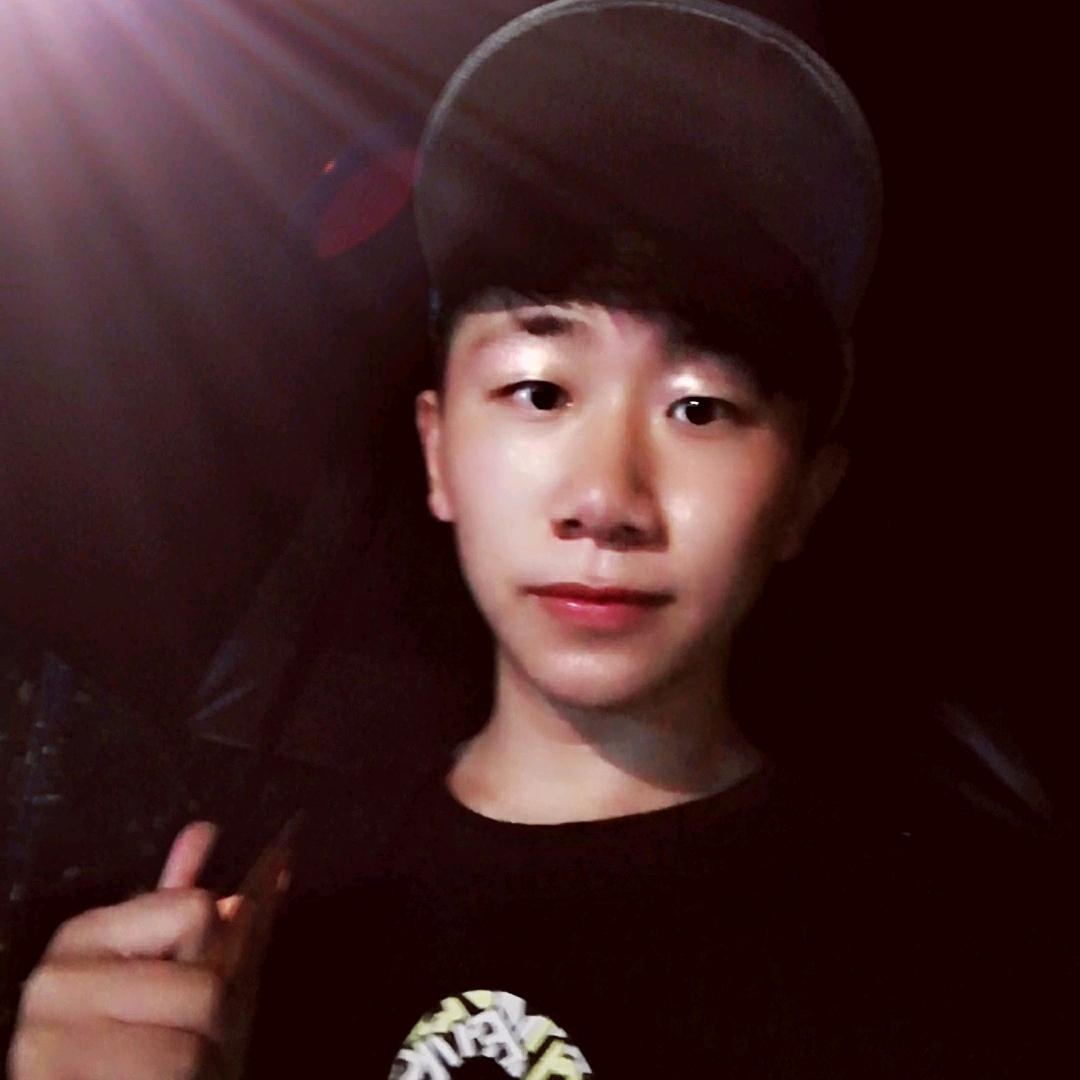 太一滑冰轮滑小帅