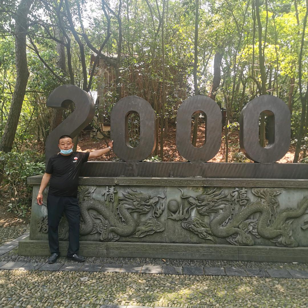 出售花生壳粉花生秧羊草，