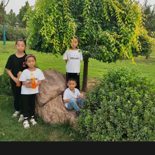 快乐的一家人