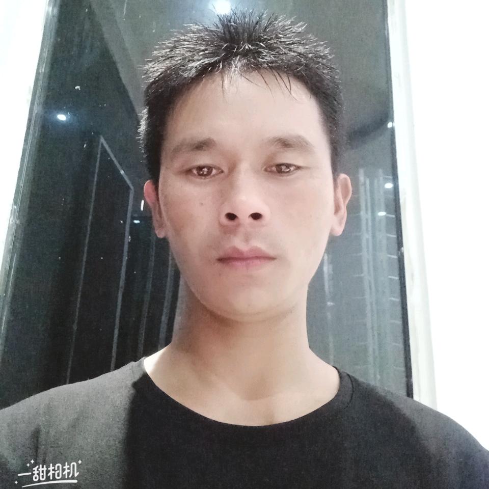努力拼搏。