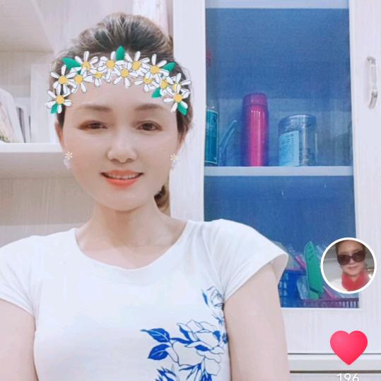丫丫（拒私聊）