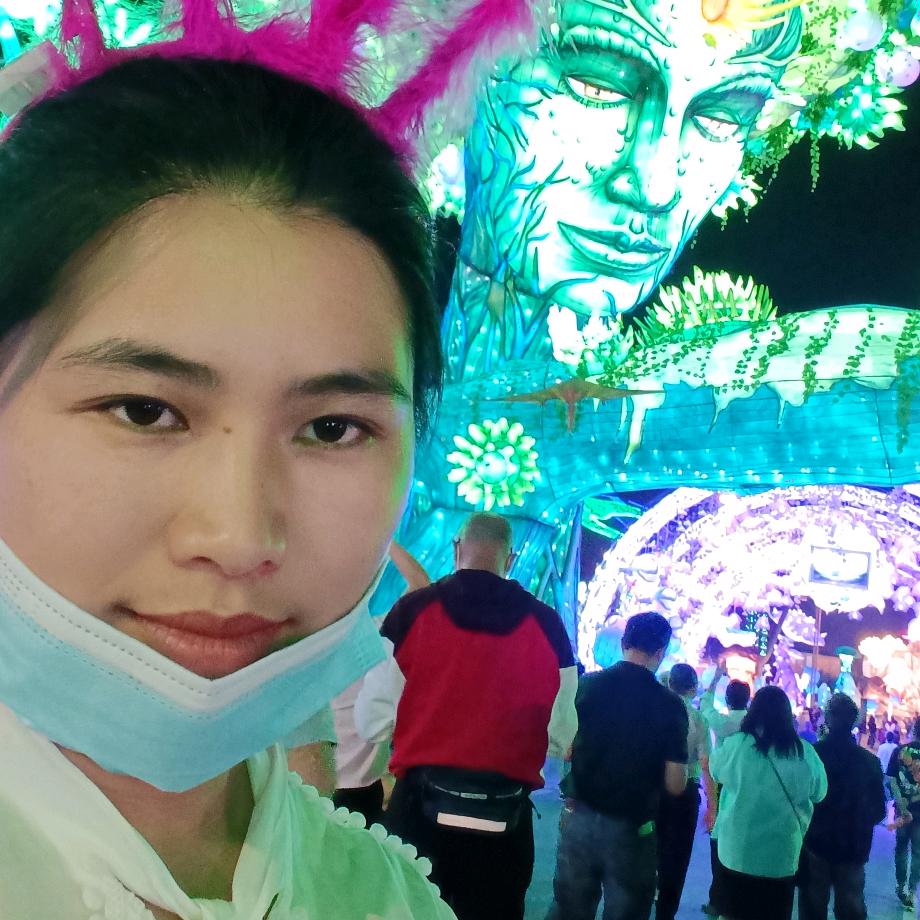胡家小哥的五金店