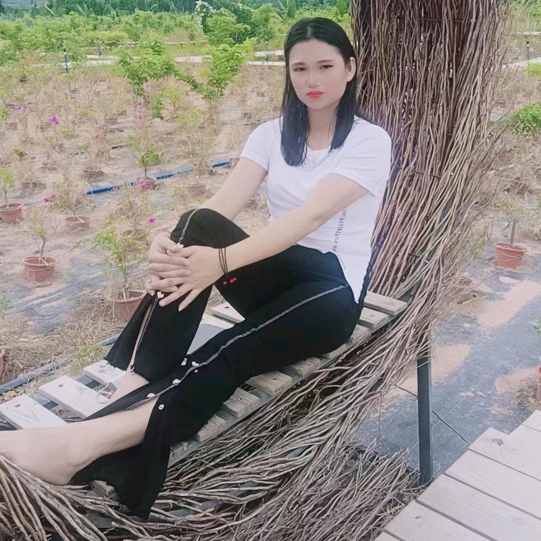 兰🌷家🌷黎🌷妹头像