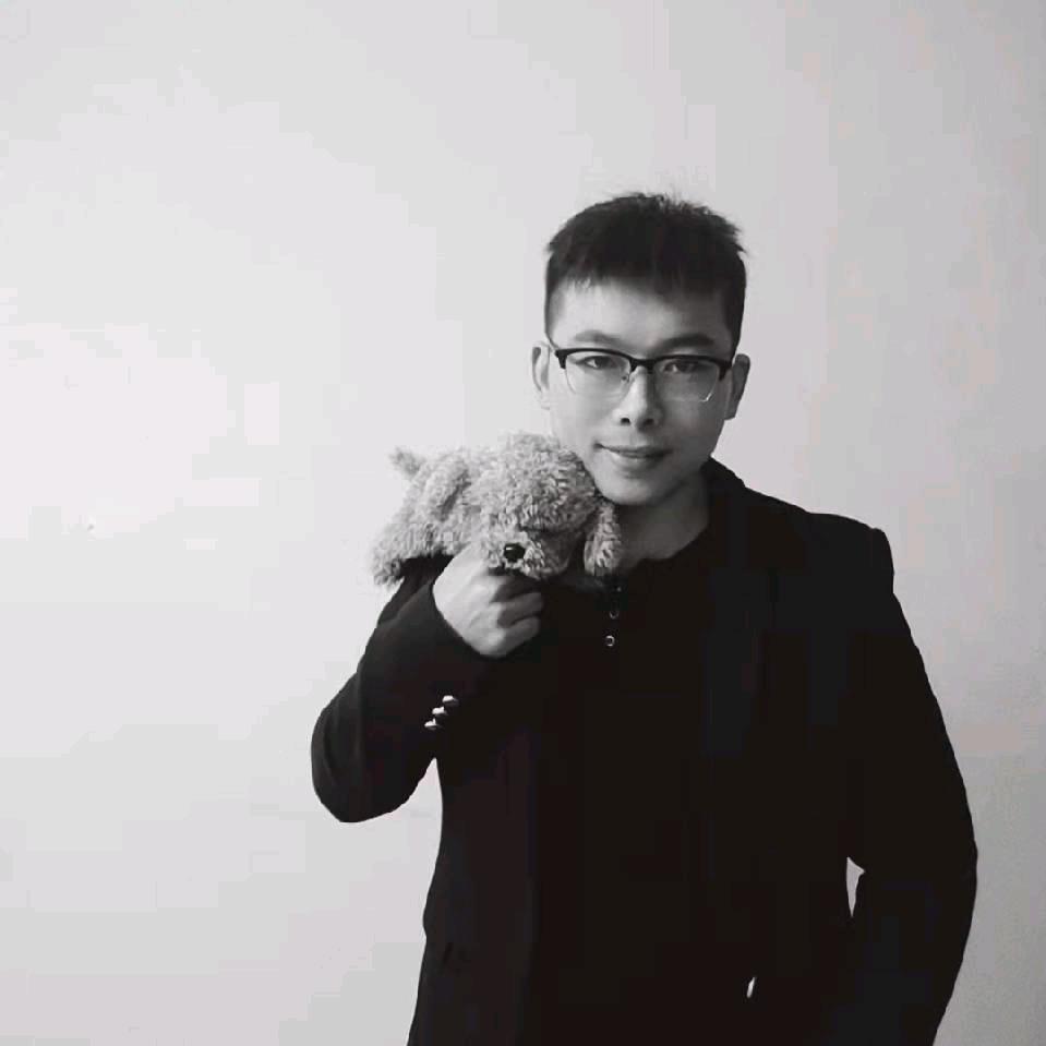 设计师石凯