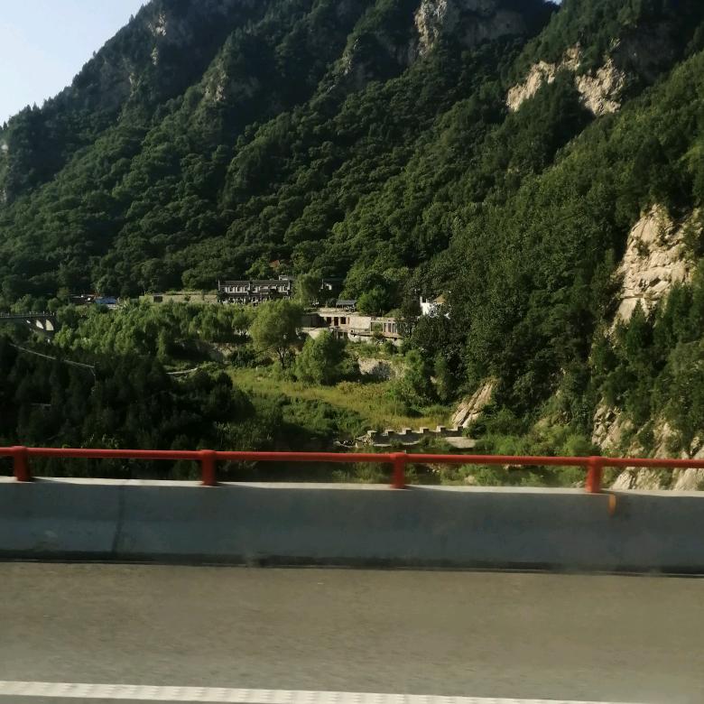 平凡的山