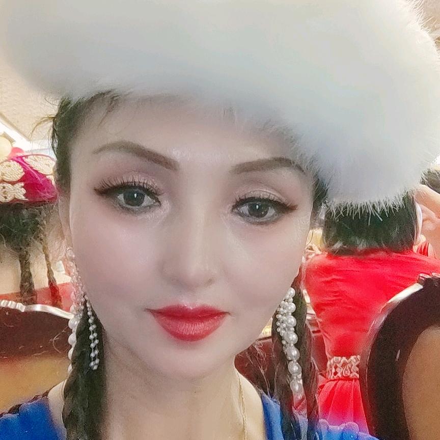 新疆舞张丽芹