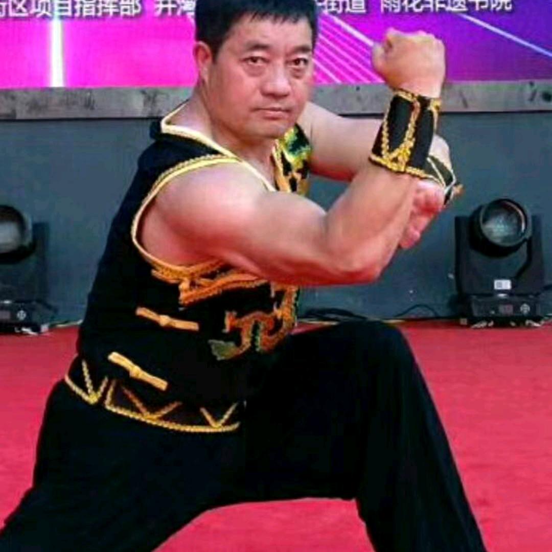 霹雳金刚