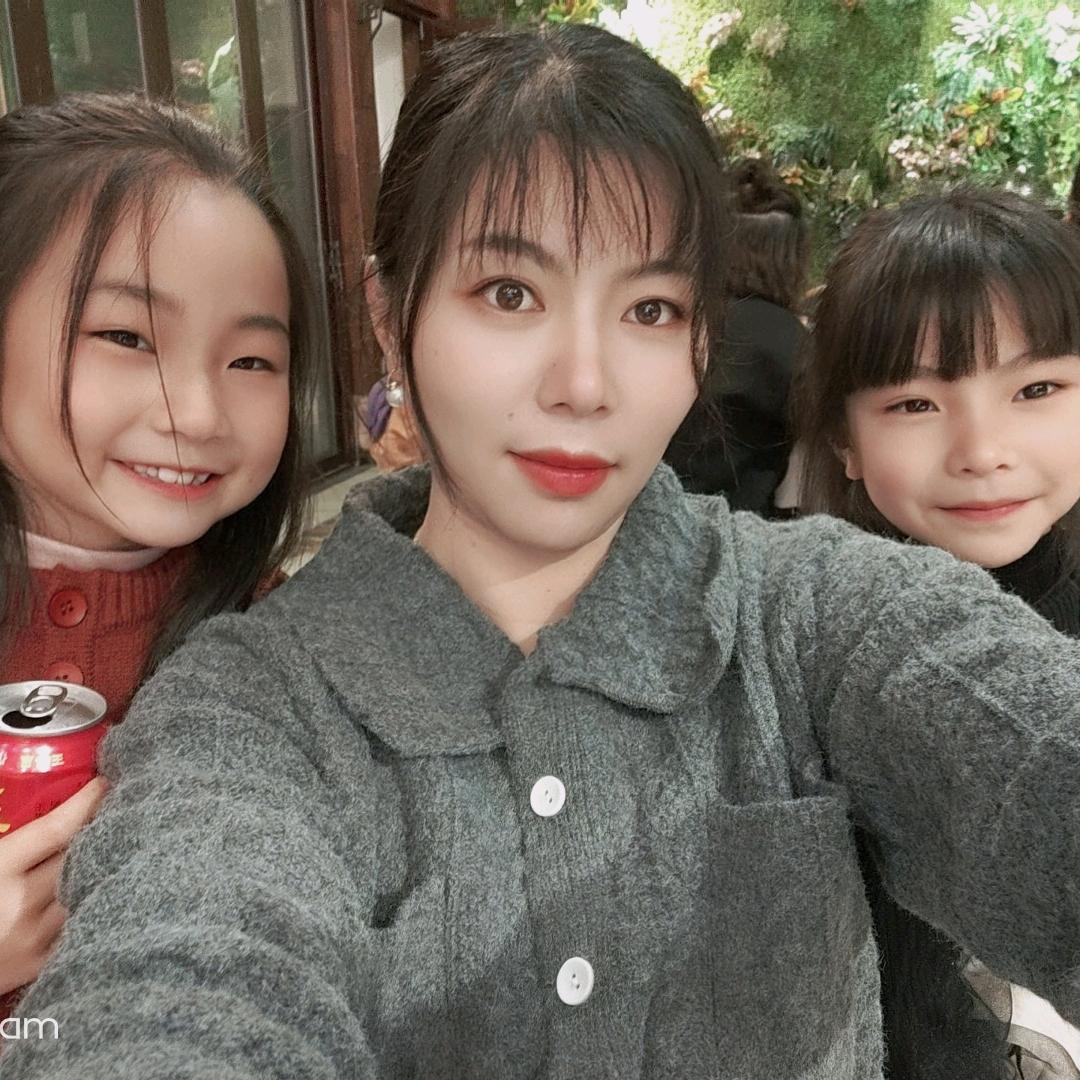逛吃小能手
