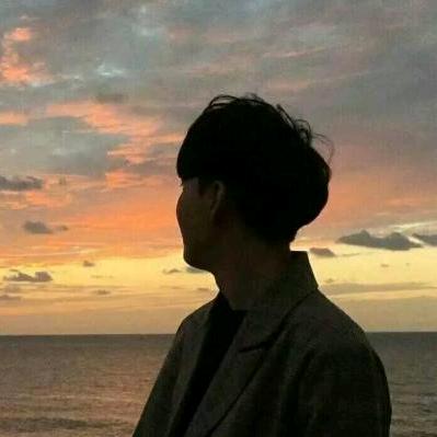 💰钱爱大叔💰