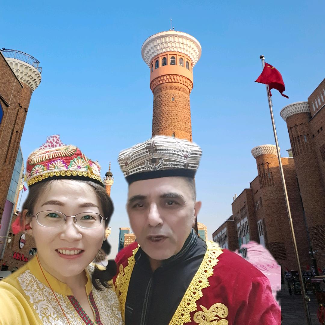 中巴夫妇手工艺品大号