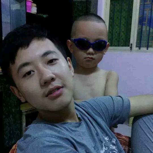 沉默寡言👣👣👣