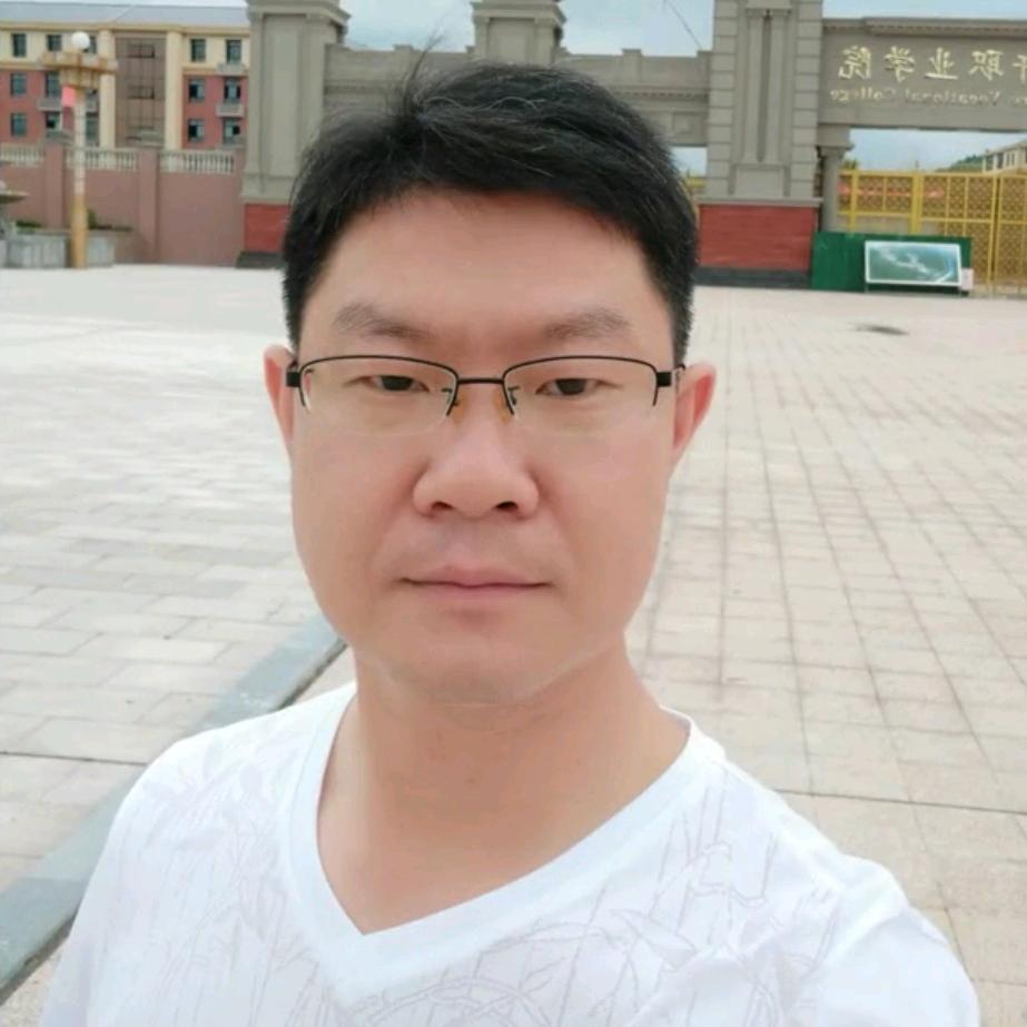眼镜哥1