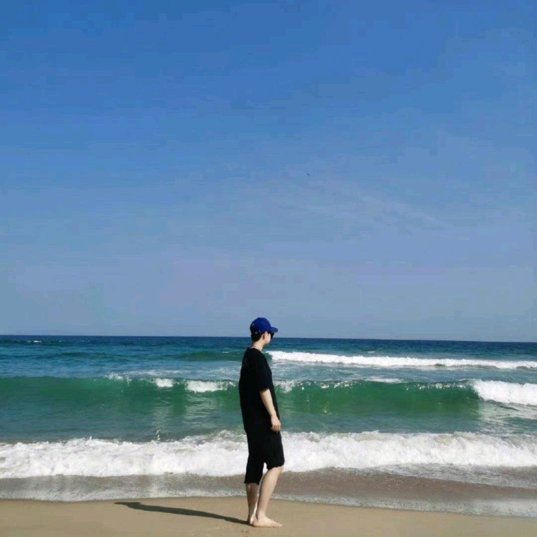 做自己的🌞