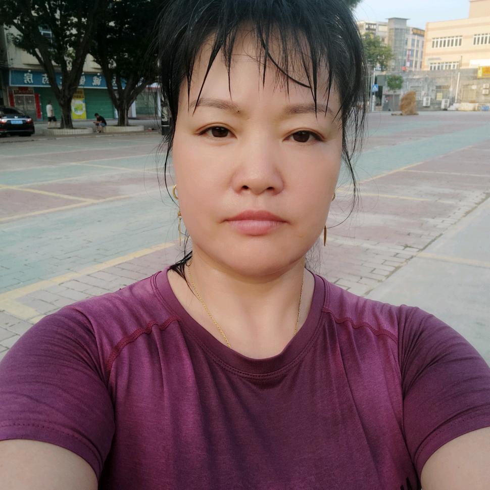 张红英