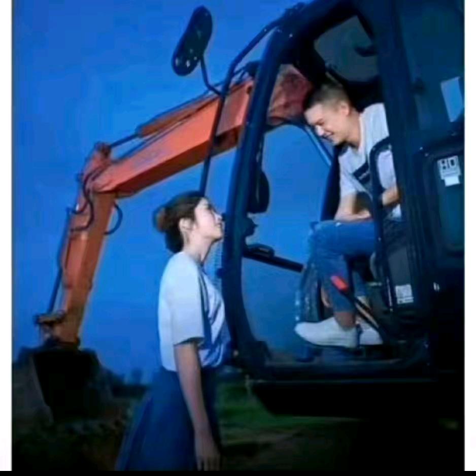 挖机服务小骆驼