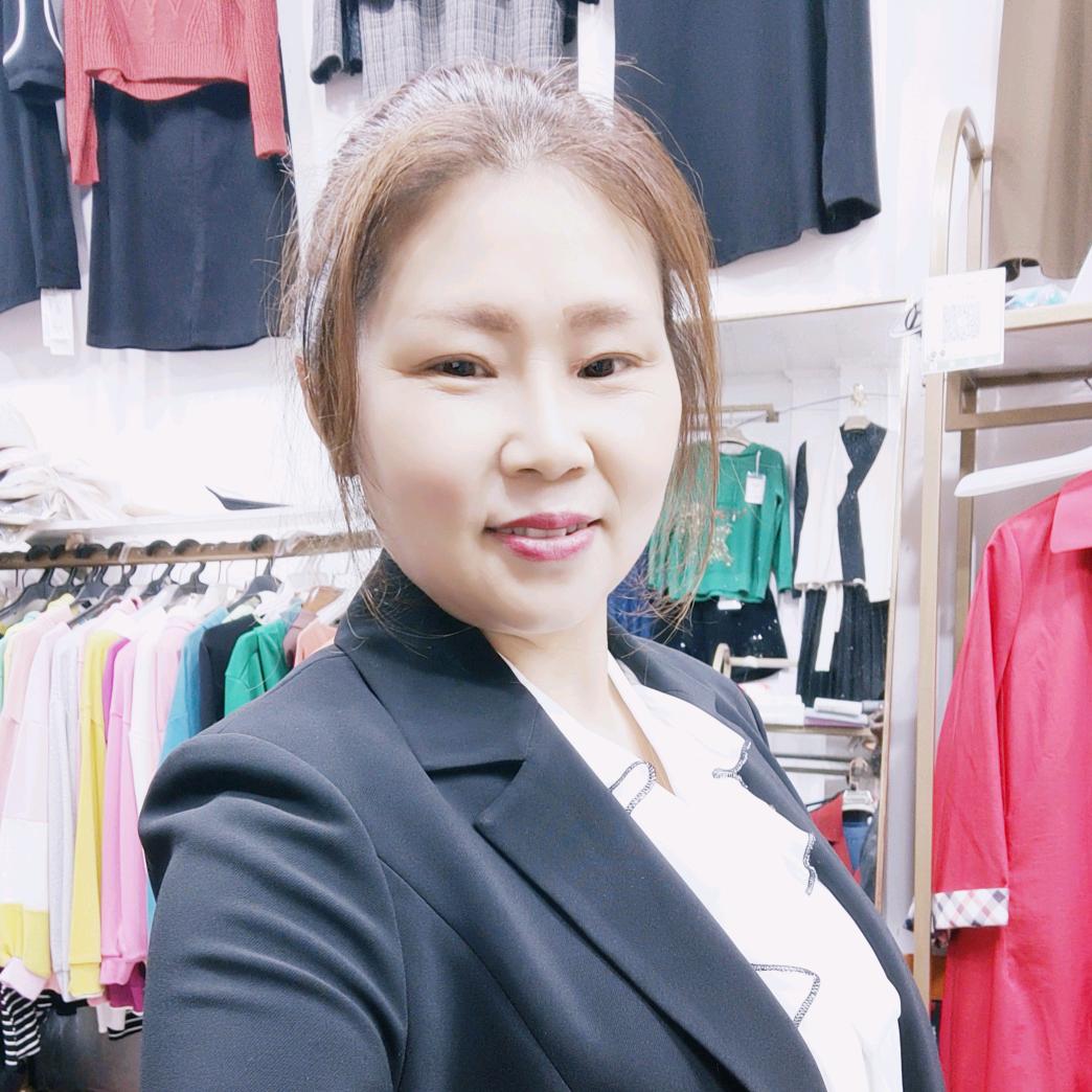 合江县李正琼服装店（个体工商户）