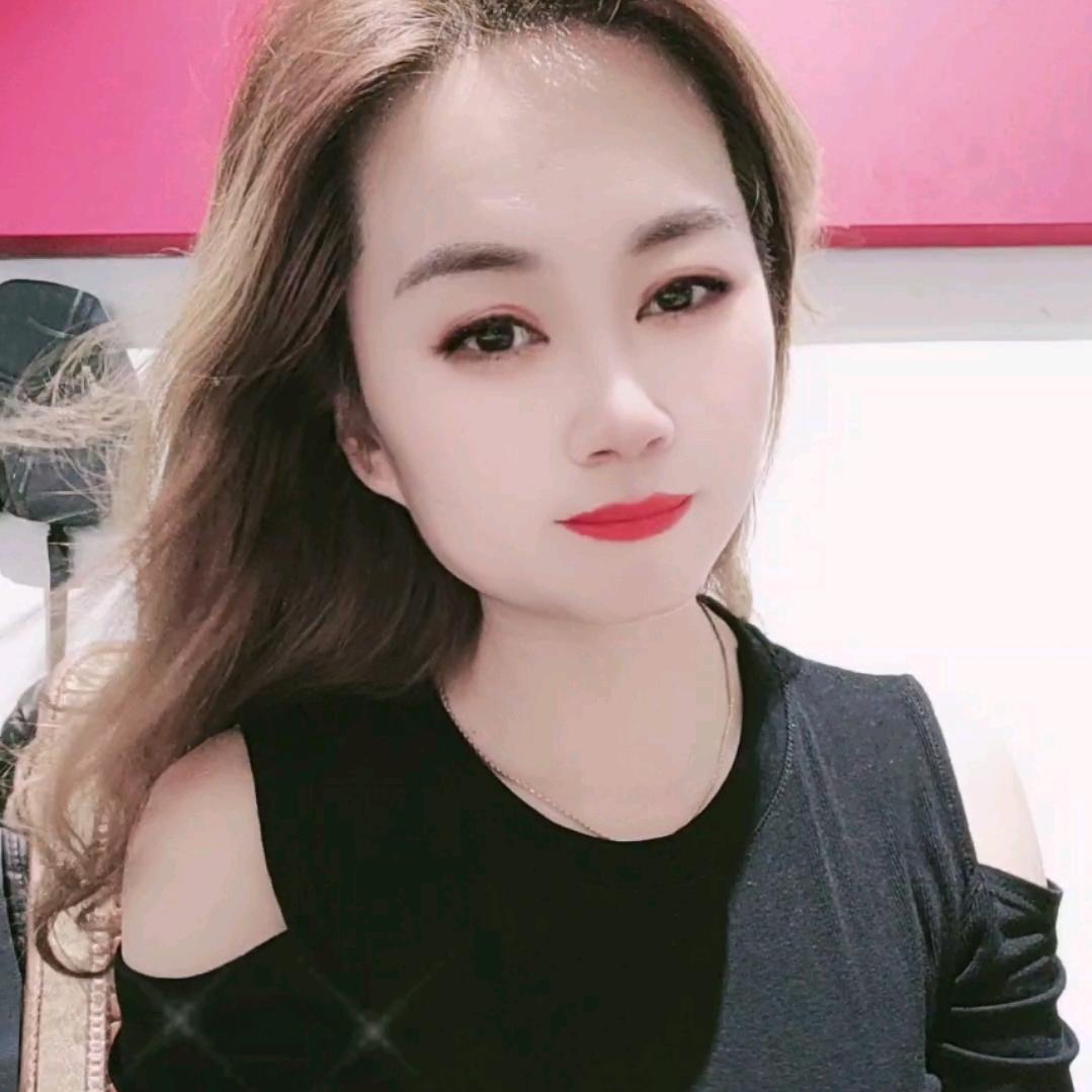 常兴卖电动车的赵姐（常兴俏媳妇鼓舞团）