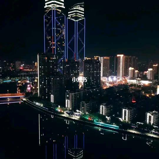 我没哭只是睫毛溺了水