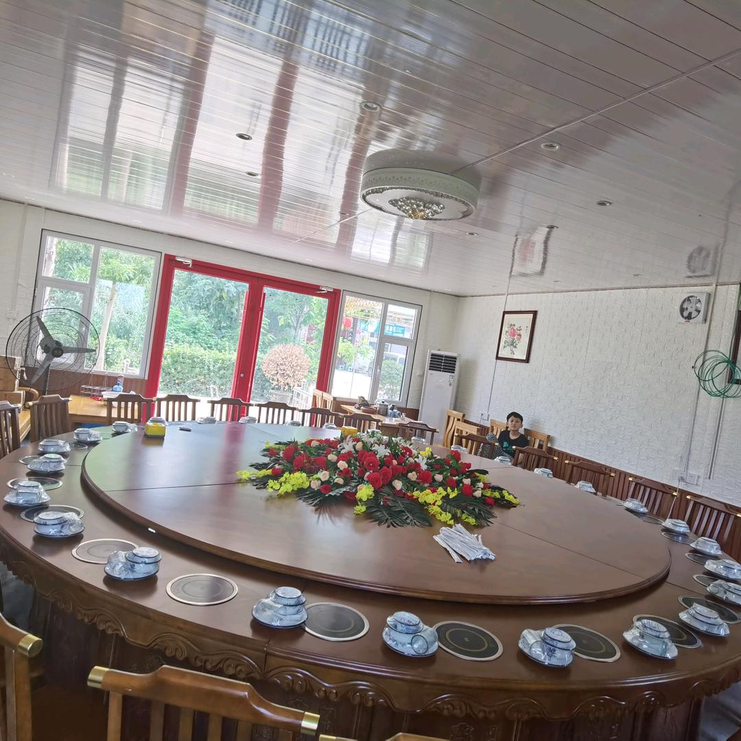 冠县范寨镇刘国庄村饭店（生鲜鲜餐厅）