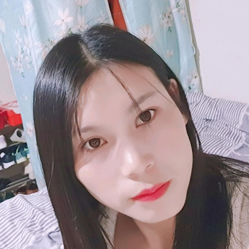 小灰灰（爱唱歌）