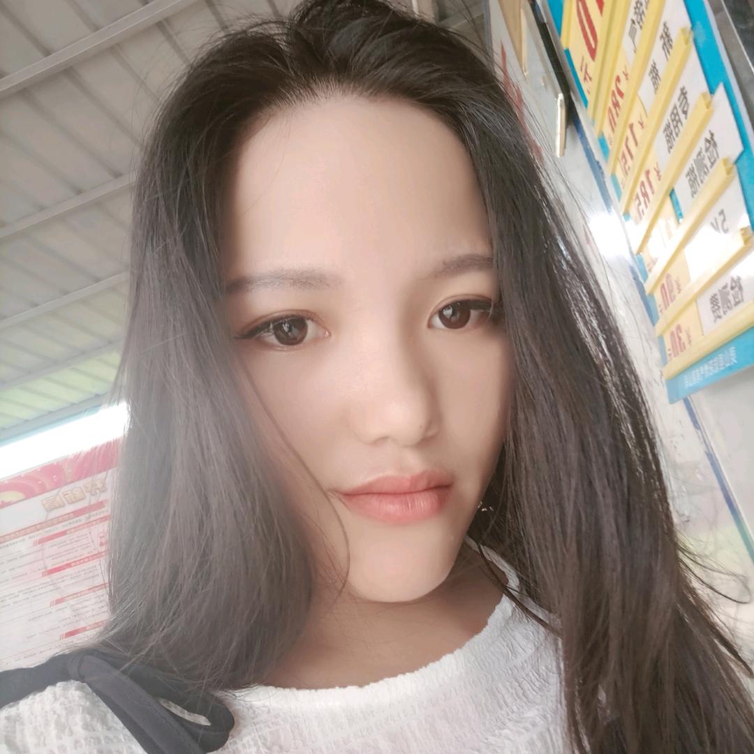 地摊小妹