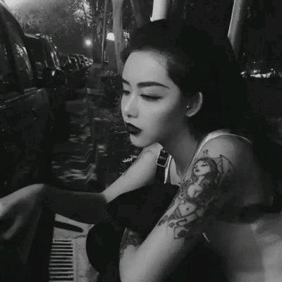 谁敷衍了谁的承诺