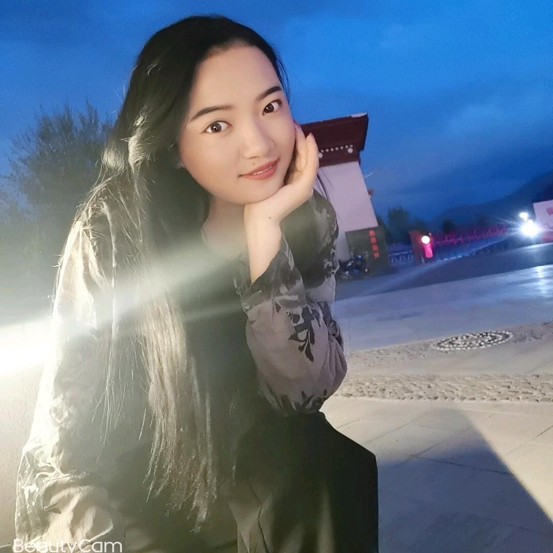 姐就这样静静看你装逼