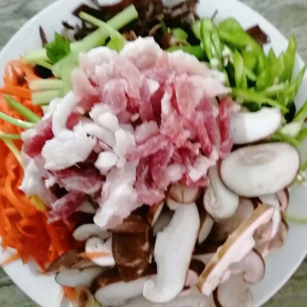 傻子包饺子🌚