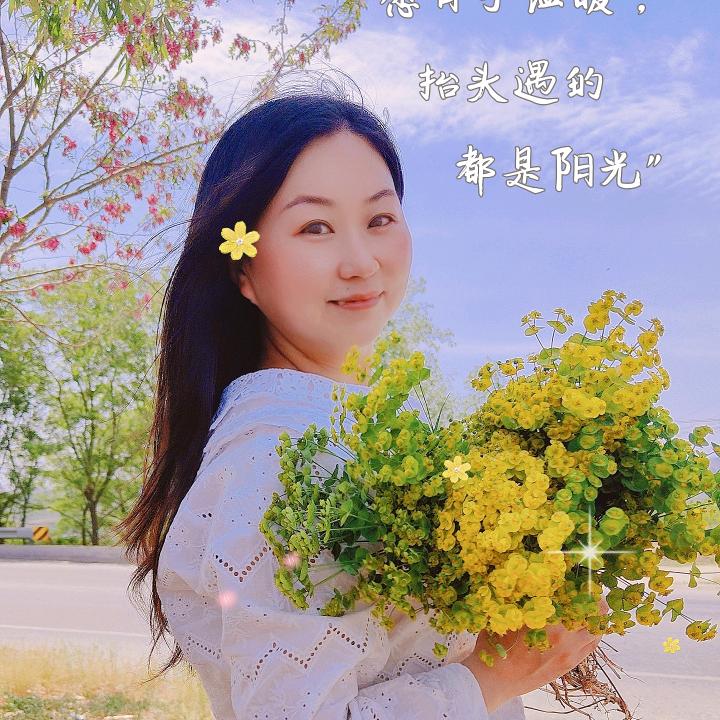 养鹦鹉的美甲师