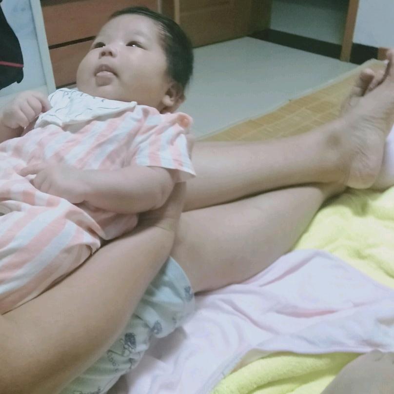 张依彤妈妈