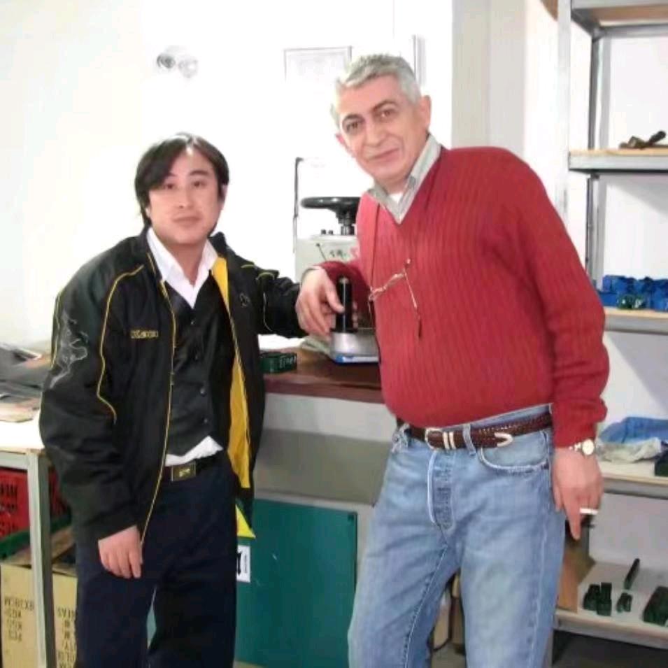 托尼