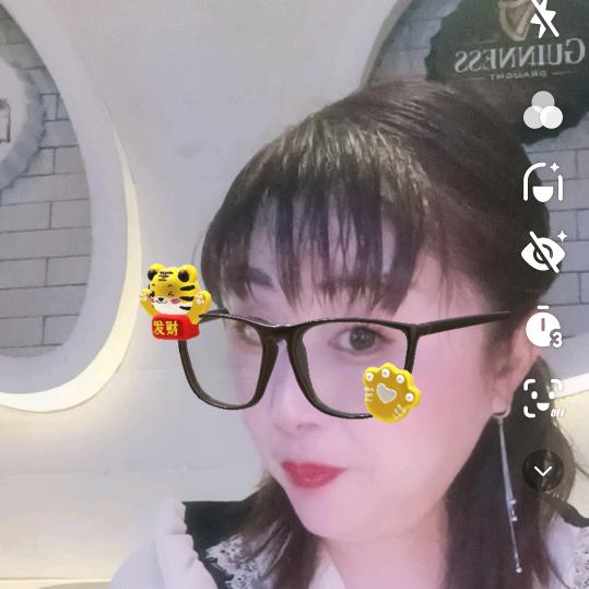 和气生财💃 🍻 🌹