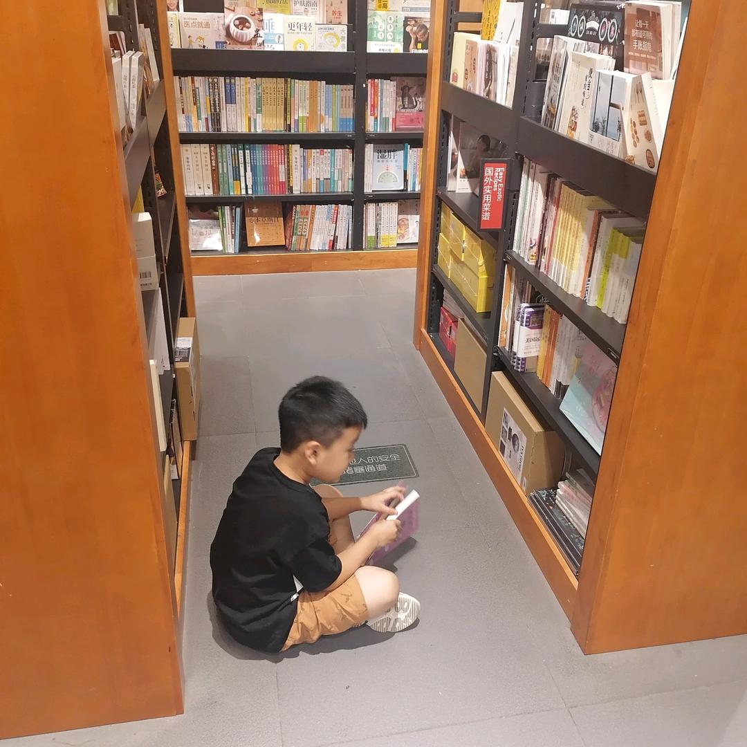 安庆裤兜阅读     张老师