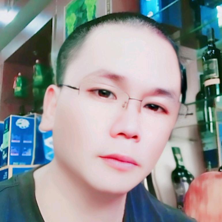 江平酒业、郑越江