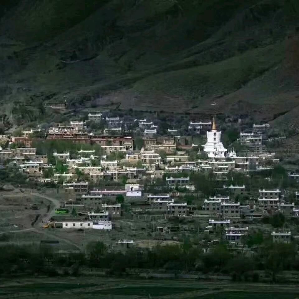 རི་ཁུག་གི་བུ་
