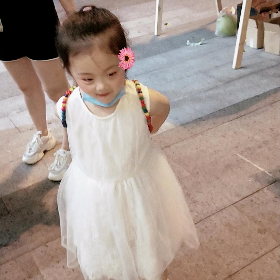 丽