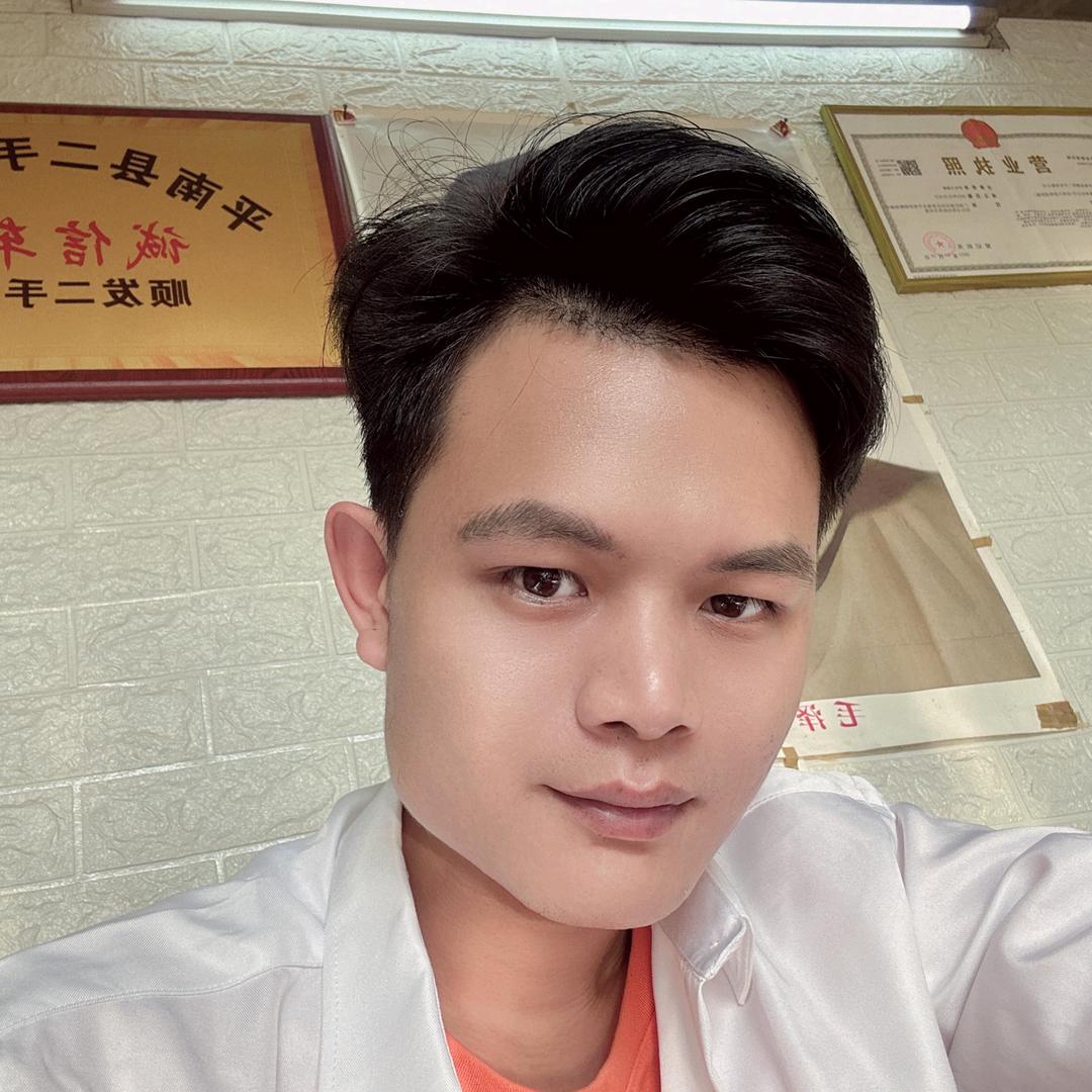 平南壹加壹二手车行啊彬