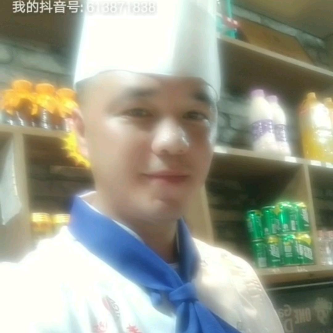 新津秦厨