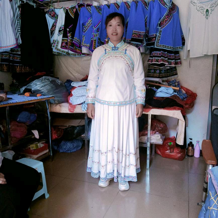 花花世界迷人眼.