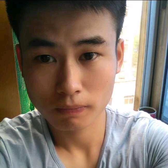 蜡笔小新喜欢光头强