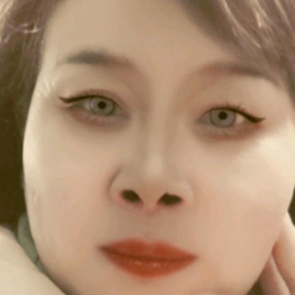 香香巜拒绝私聊》